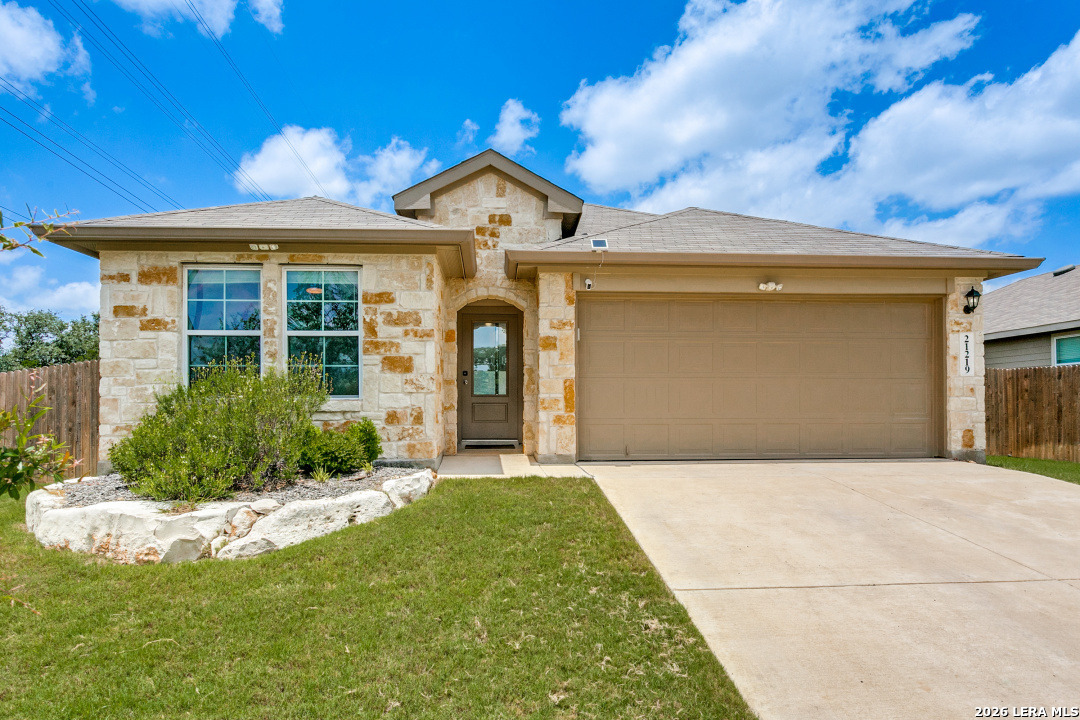 21219 Stonework Spur San Antonio TX 78266
