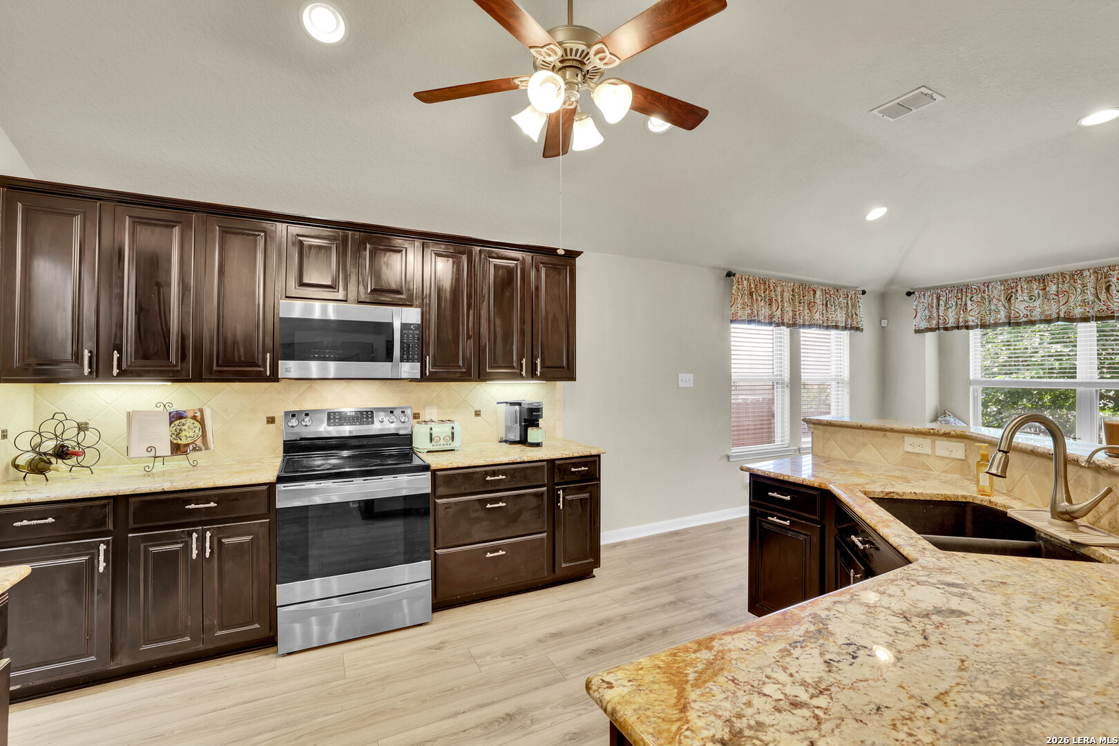 828 Laserra Cibolo TX 78108
