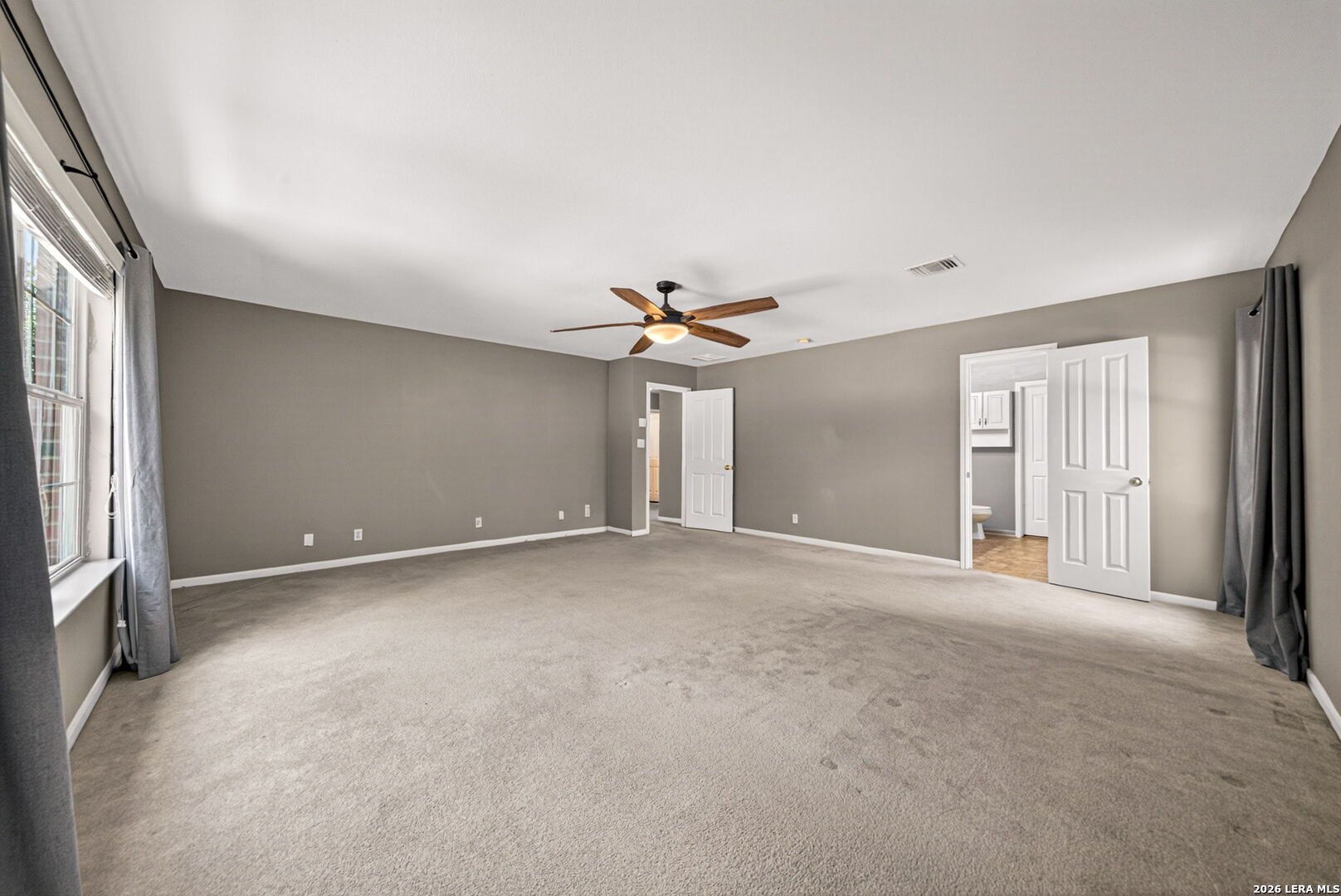 8914 Oakwood Court San Antonio TX 78240