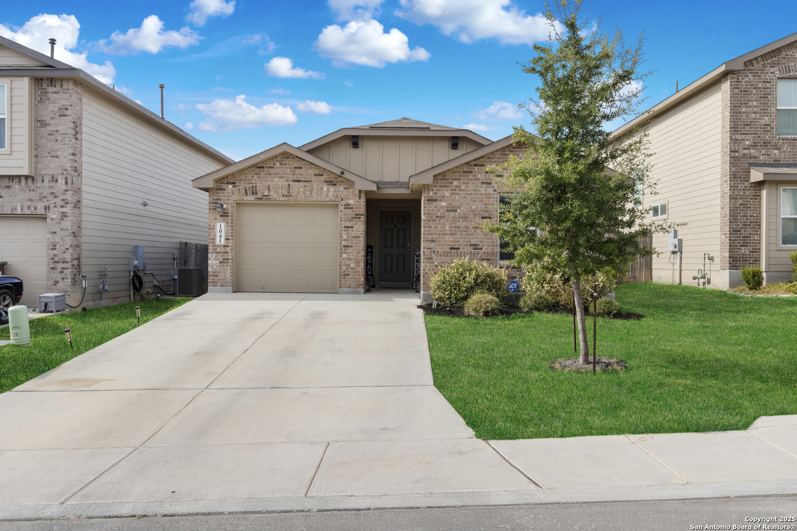 1041 Pacific Monarch San Antonio TX 78253