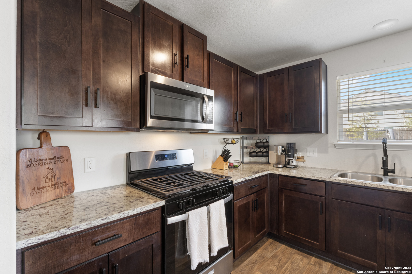 1041 Pacific Monarch San Antonio TX 78253