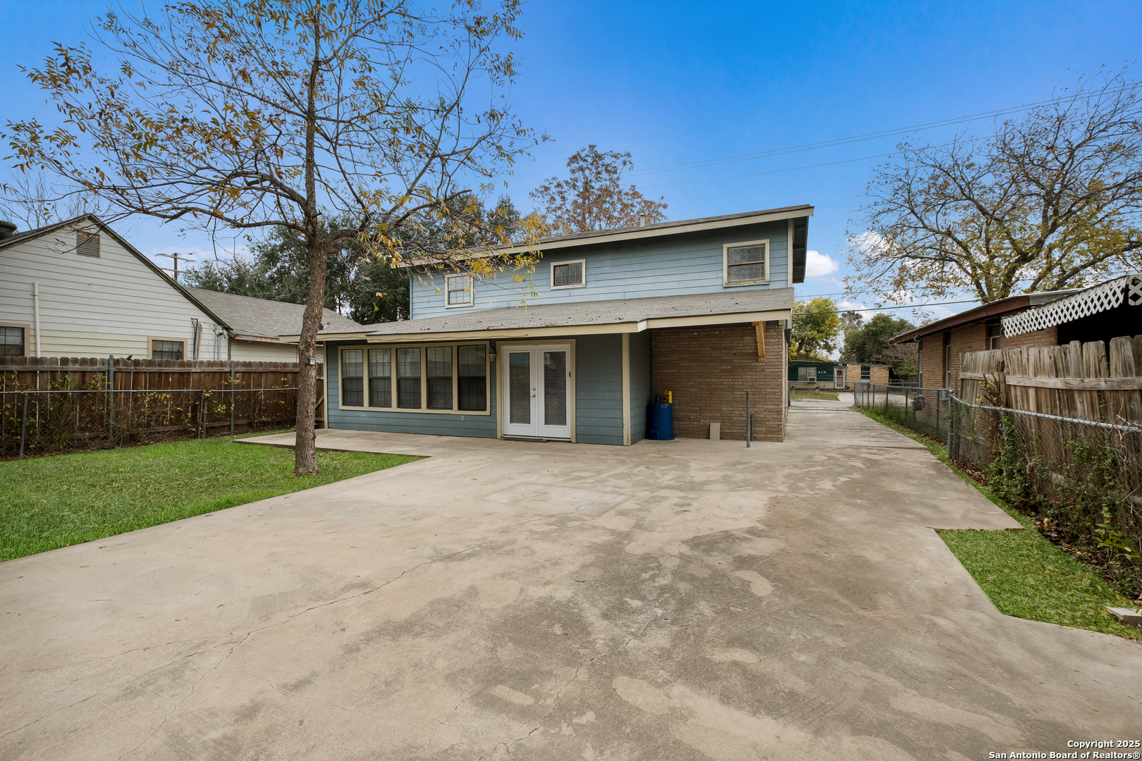 411 W Vestal San Antonio TX 78221
