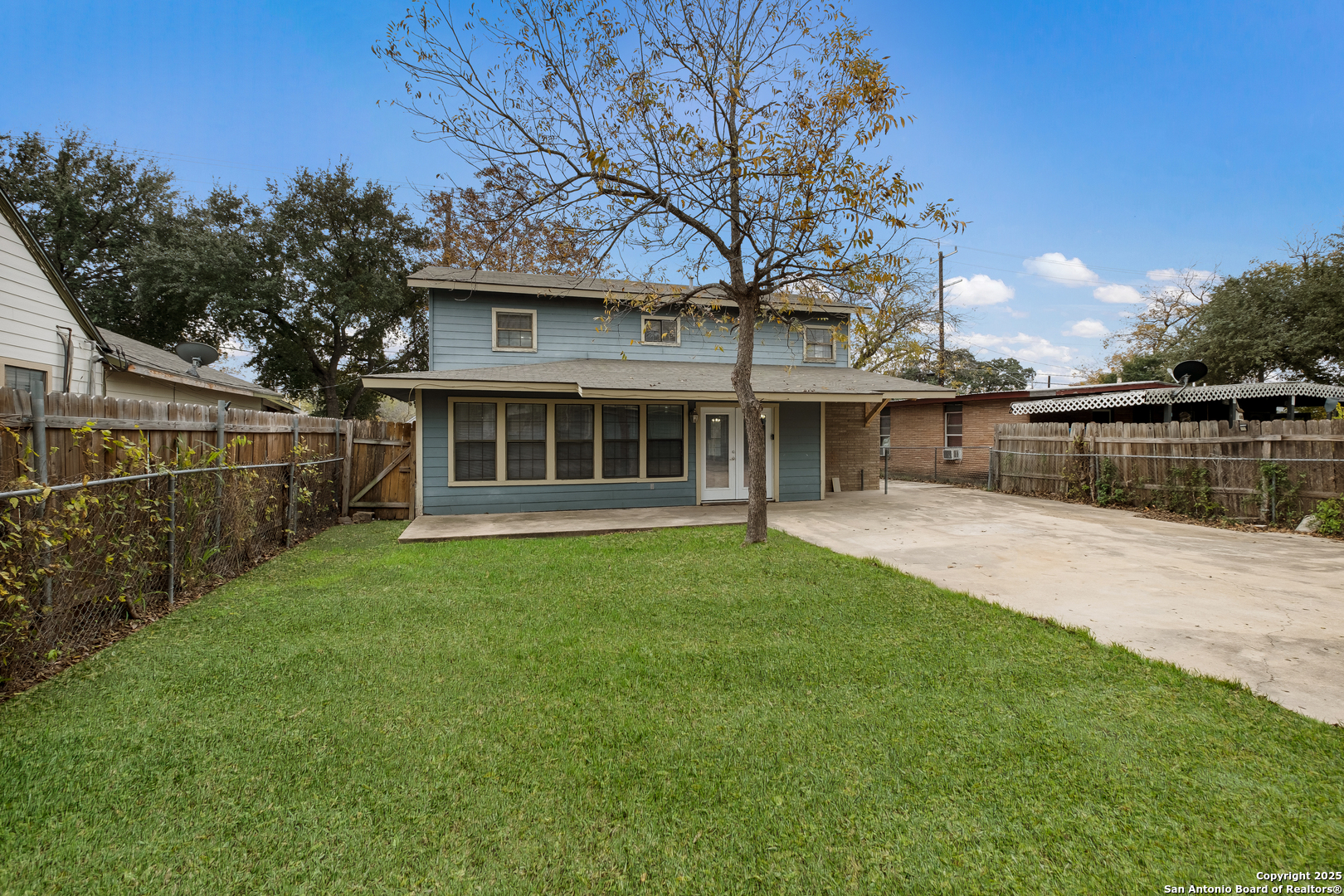 411 W Vestal San Antonio TX 78221