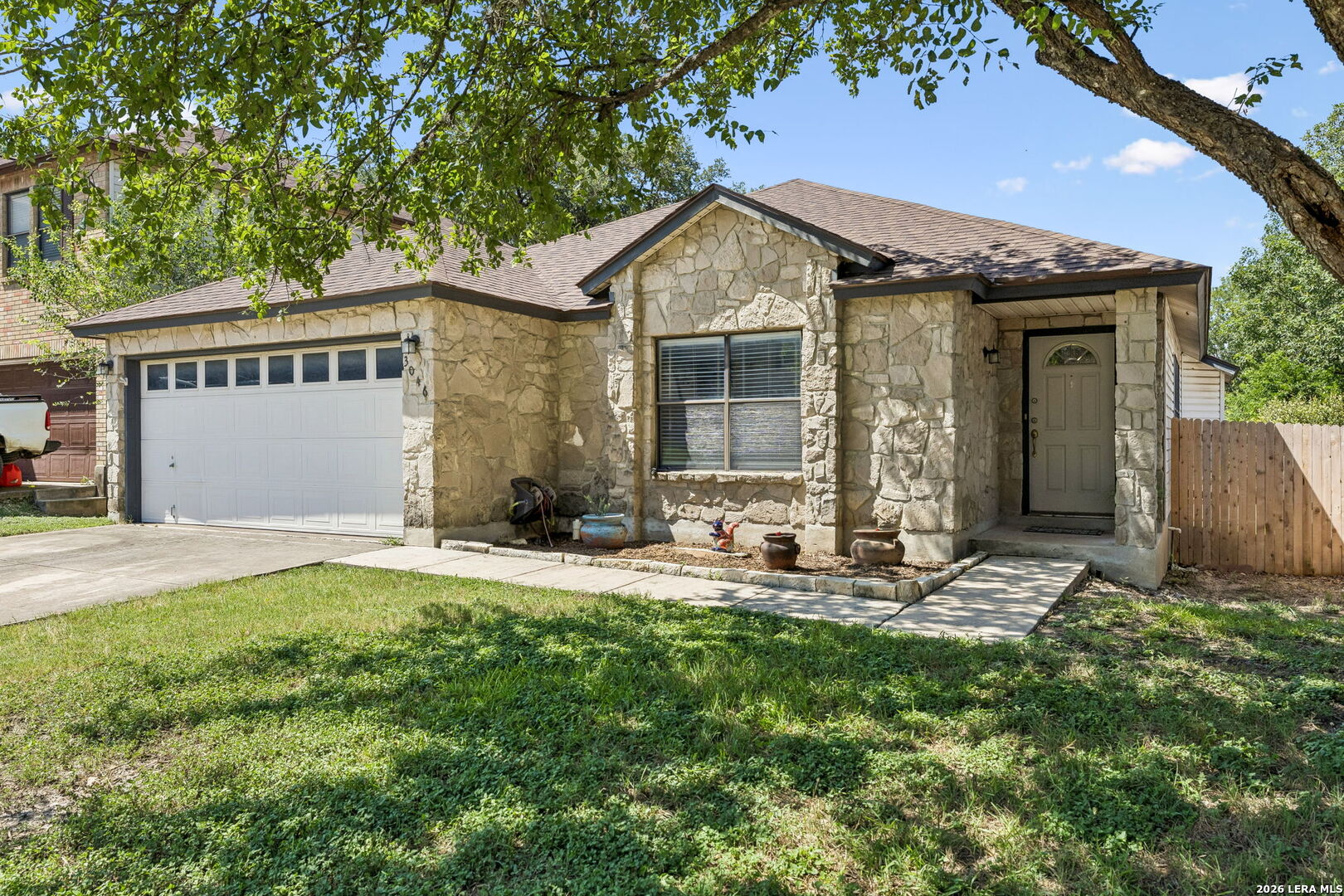 3046 Solitaire Hill San Antonio TX 78247