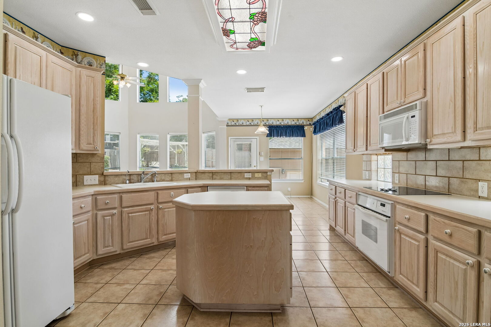 24232 Bear Mountain San Antonio TX 78258