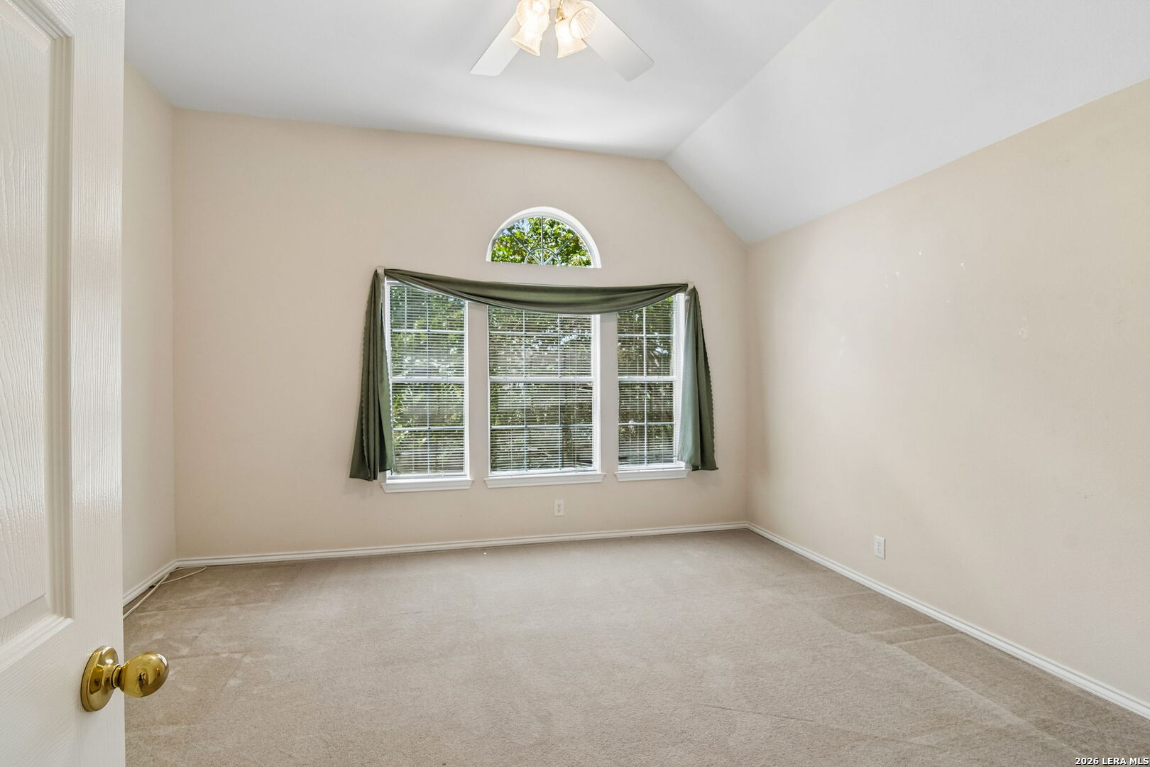 24232 Bear Mountain San Antonio TX 78258