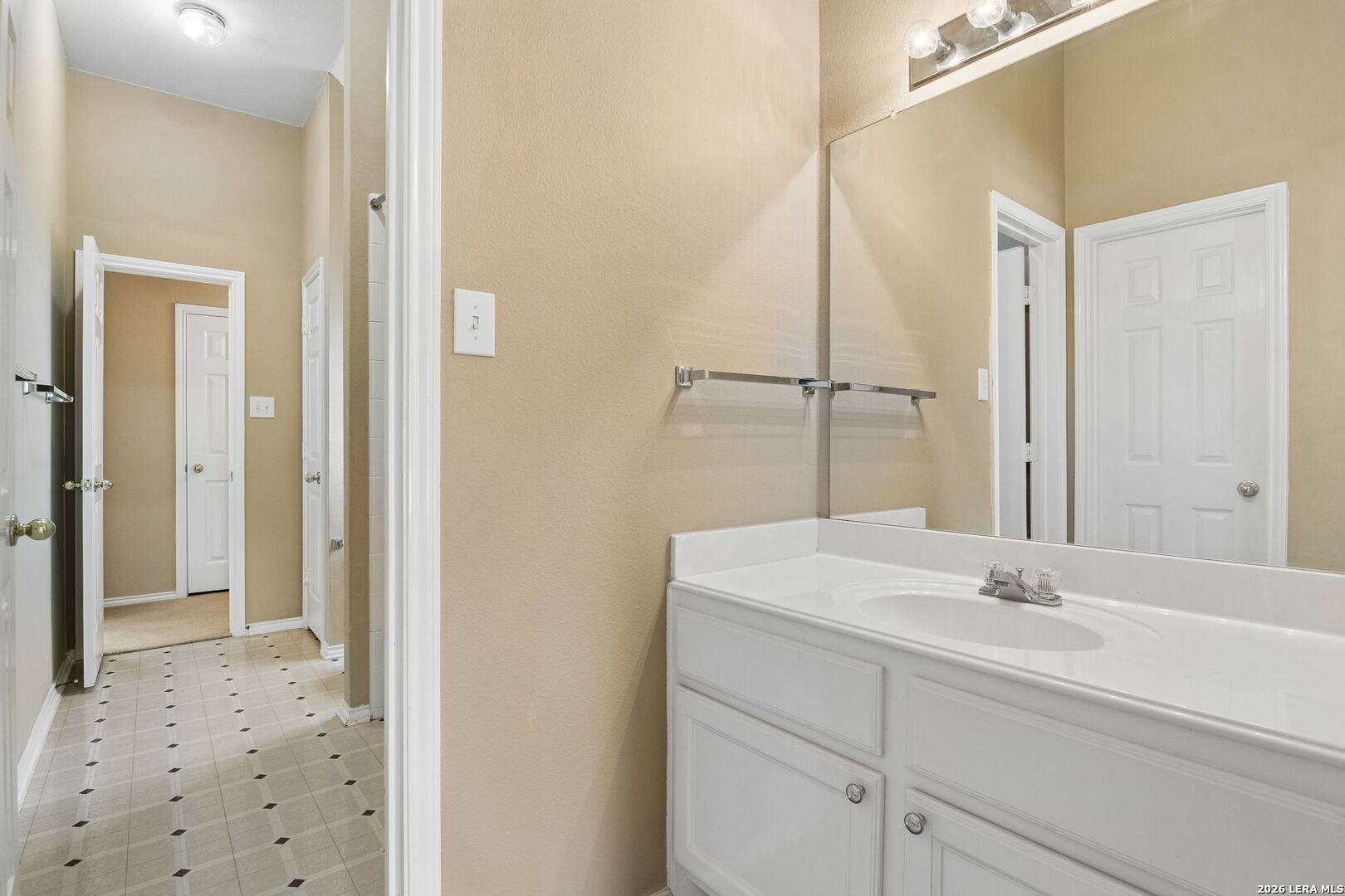 24232 Bear Mountain San Antonio TX 78258