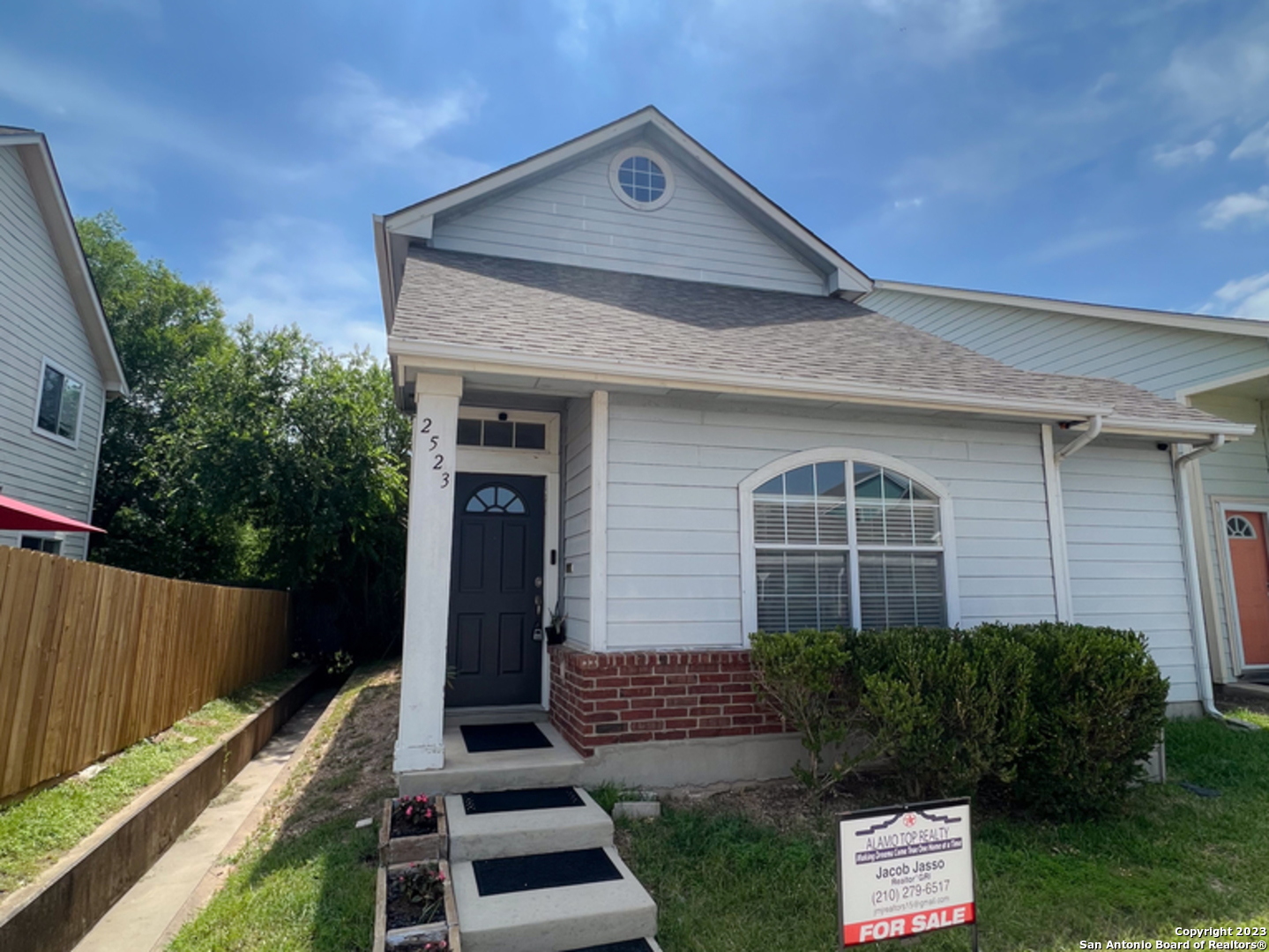 2523 Crown Hollow San Antonio TX 78251