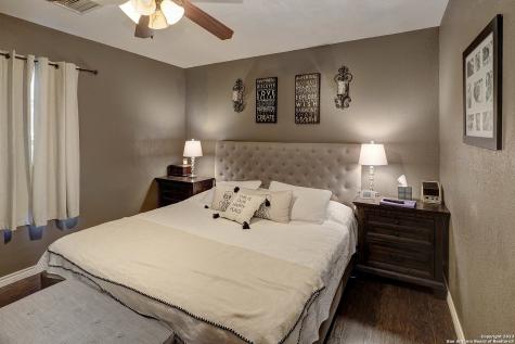 402 Hermine Boulevard San Antonio TX 78212