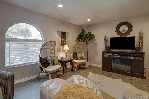 402 Hermine Boulevard San Antonio TX 78212