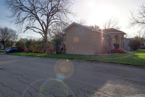 402 Hermine Boulevard San Antonio TX 78212