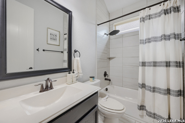 28815 Throssel Lane San Antonio TX 78260