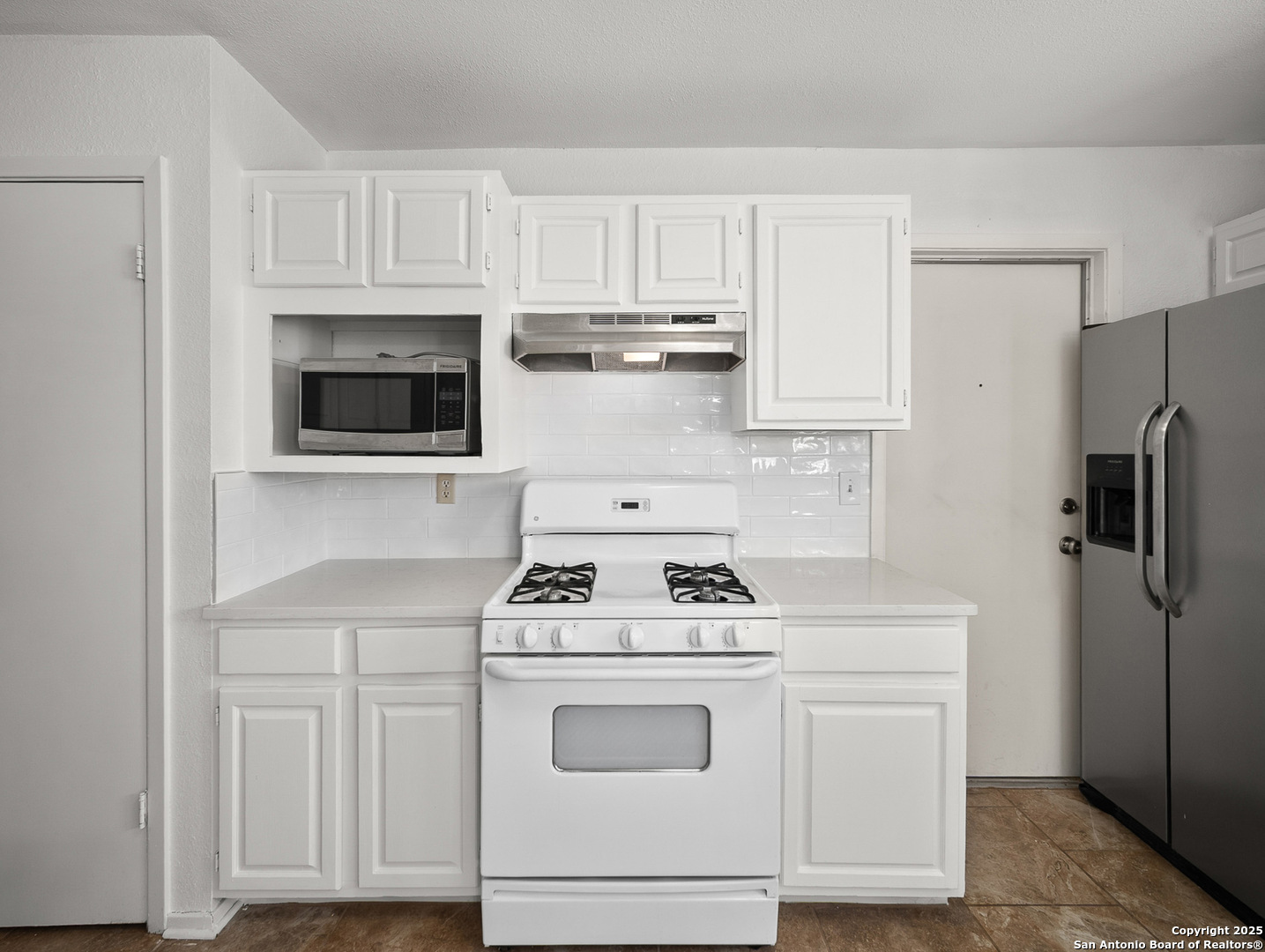 4007 Meadowlark Avenue San Antonio TX 78210