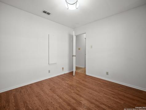 4007 Meadowlark Avenue San Antonio TX 78210