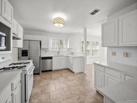 4007 Meadowlark Avenue San Antonio TX 78210