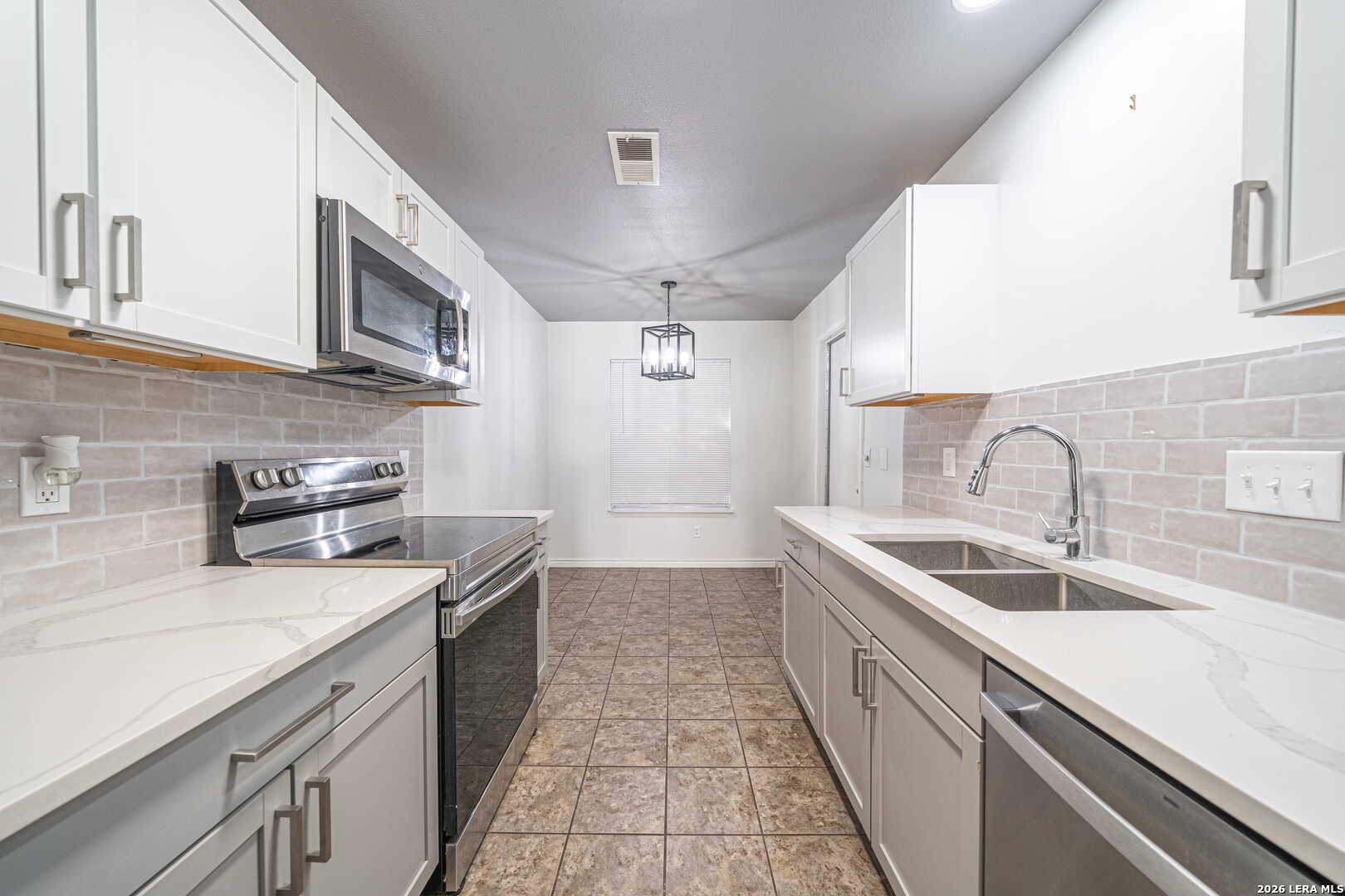 9234 Ridge Climb San Antonio TX 78250
