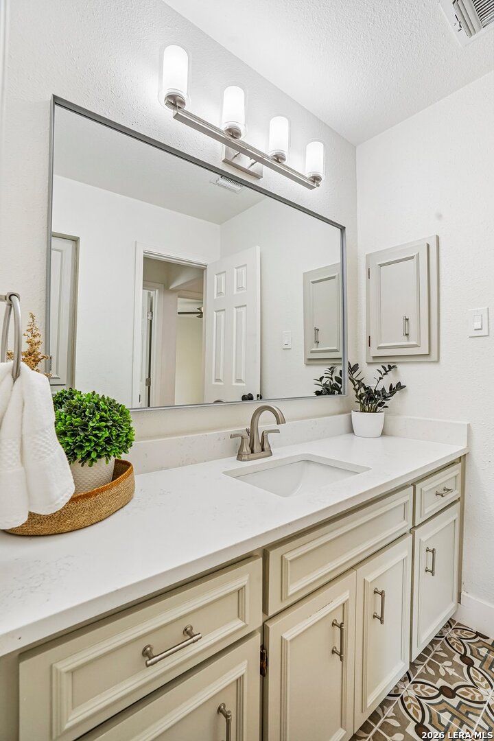 6242 Madeleine San Antonio TX 78229