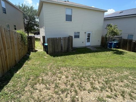 5714 Fossil Canyon San Antonio TX 78252