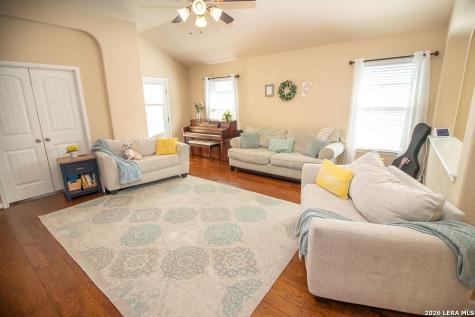 25014 Buttermilk San Antonio TX 78255