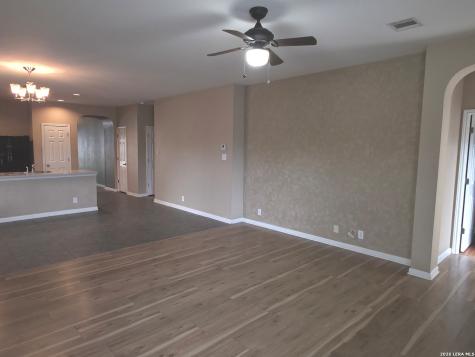 23645 Silver Creek San Antonio TX 78260