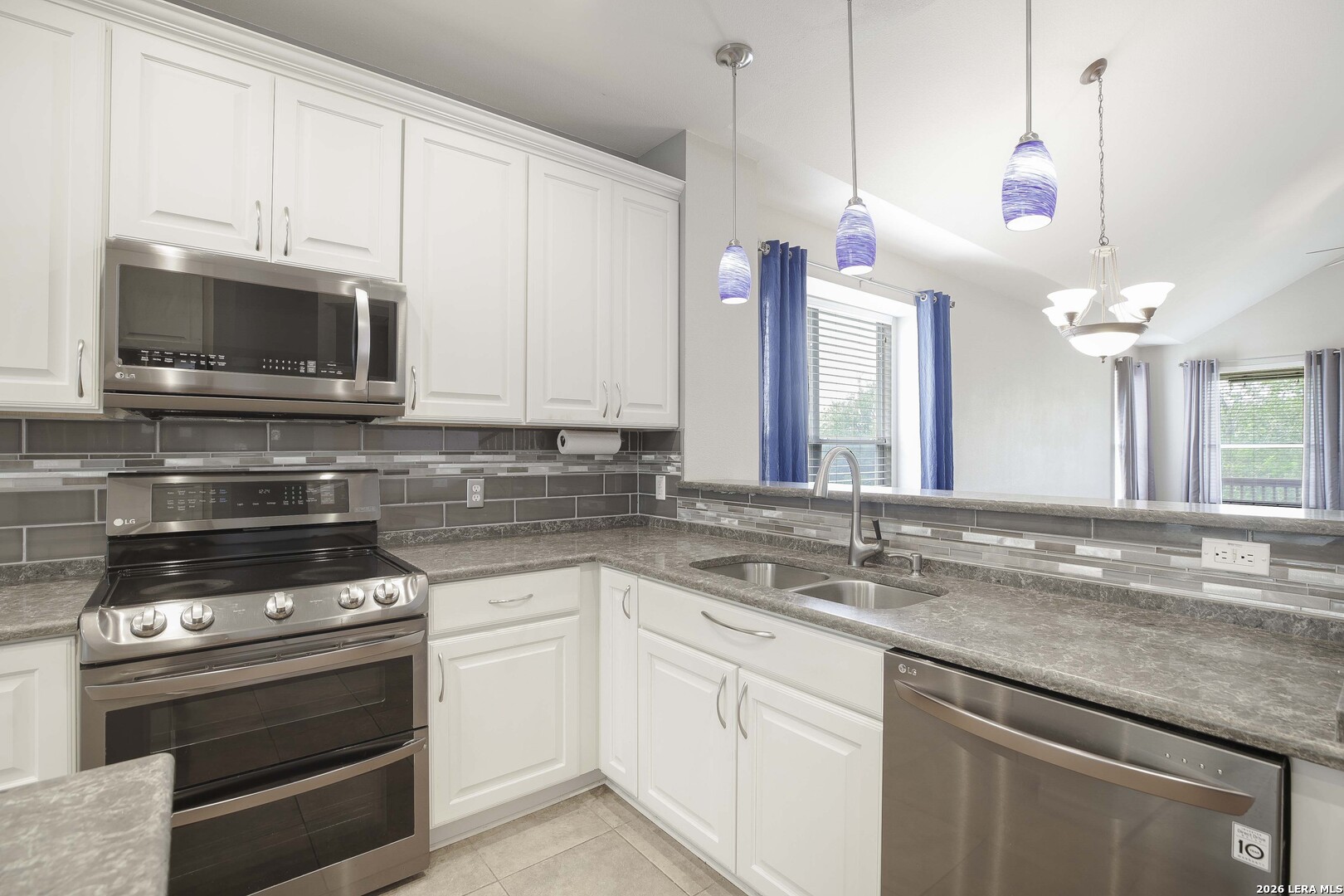 2326 Encino Cedros San Antonio TX 78259