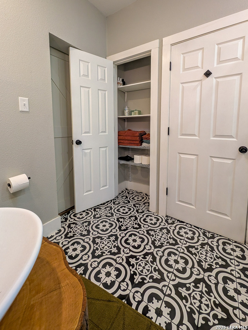139 Palo Blanco San Antonio TX 78210
