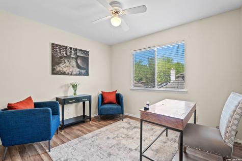 9219 Broxton Drive San Antonio TX 78240