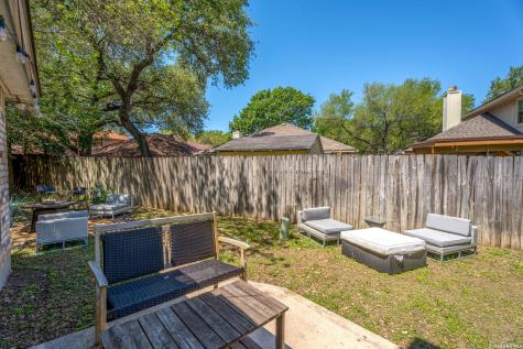 9219 Broxton Drive San Antonio TX 78240