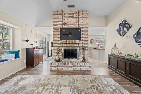 9219 Broxton Drive San Antonio TX 78240