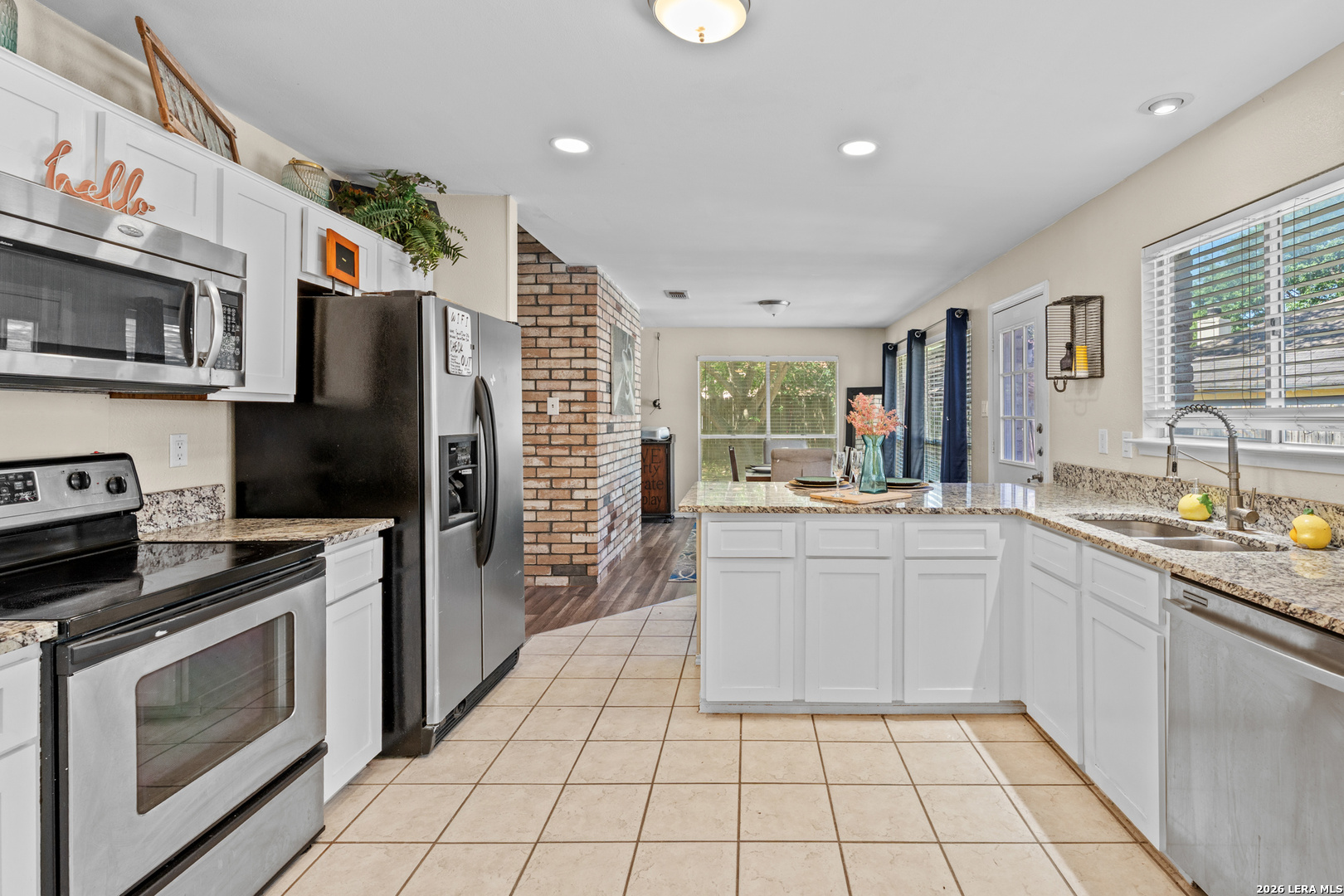9219 Broxton Drive San Antonio TX 78240