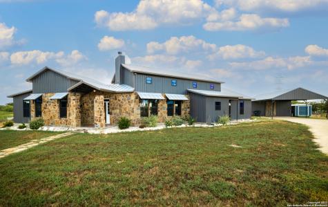 1909 Old Zorn Road San Marcos TX 78666