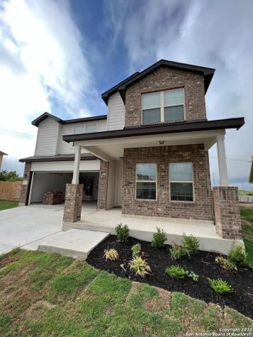 1077 Sixtree Drive New Braunfels TX 78130
