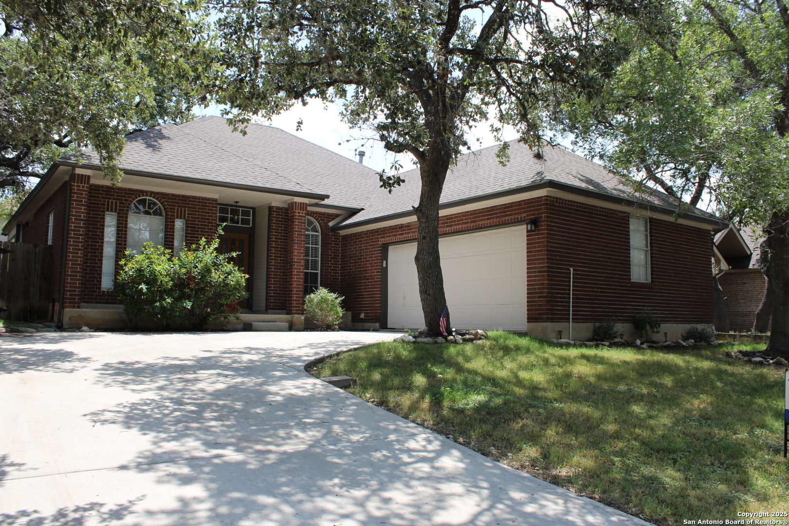 1106 Saxonhill San Antonio TX 78253