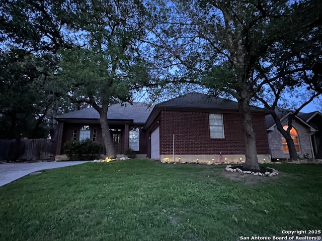 1106 Saxonhill San Antonio TX 78253
