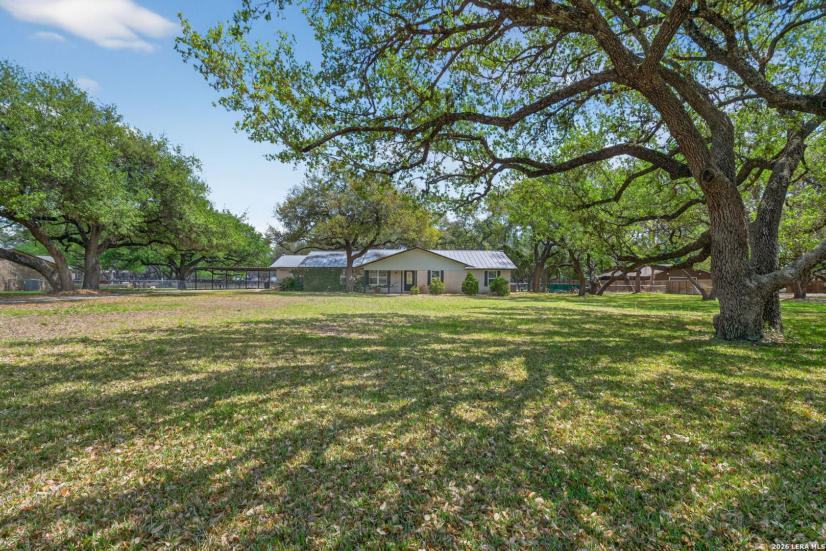 100 Crestline Pleasanton TX 78064