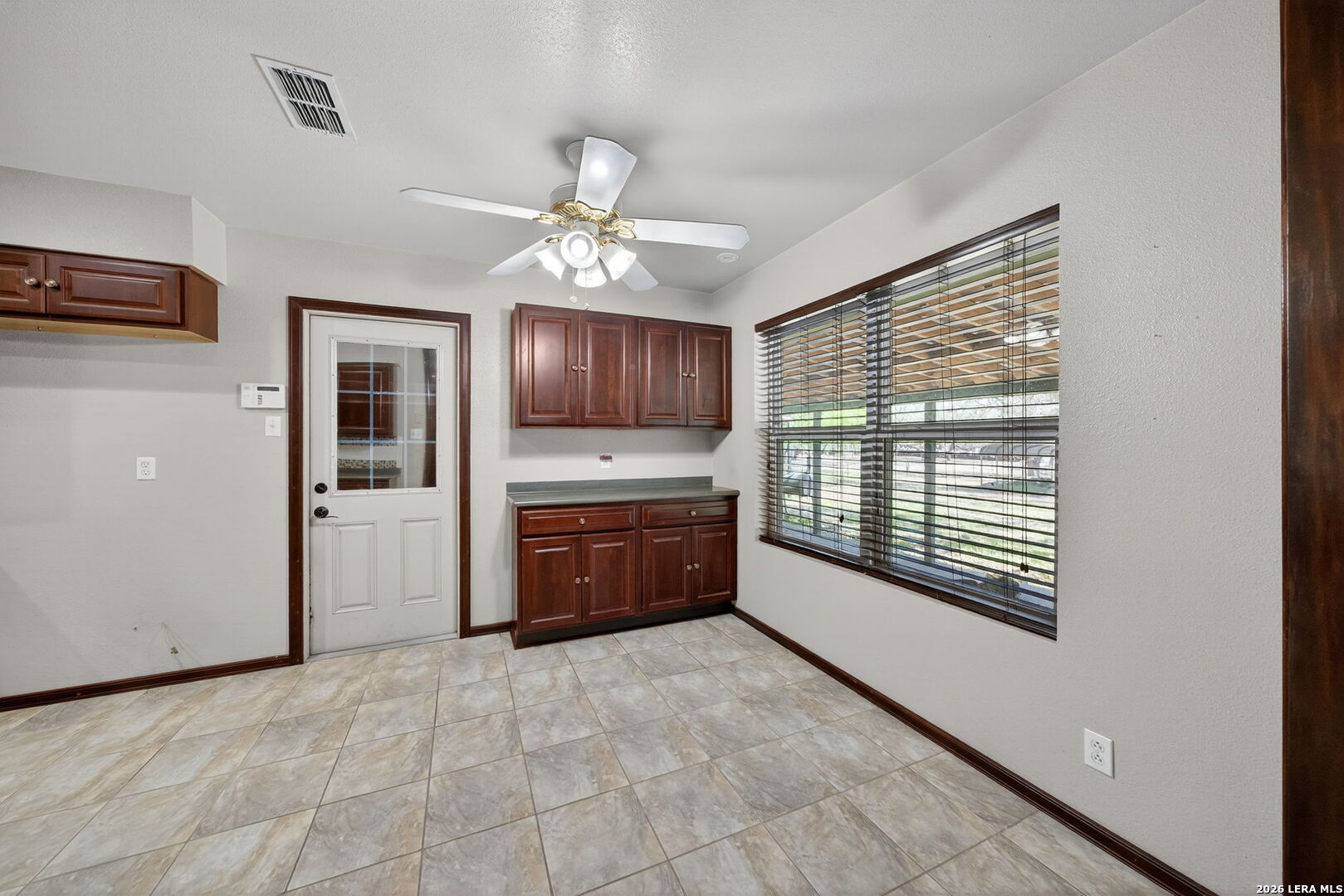 100 Crestline Pleasanton TX 78064