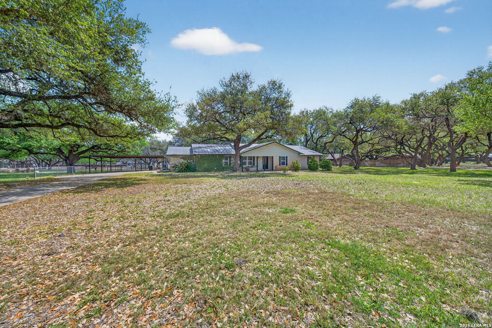 100 Crestline Pleasanton TX 78064