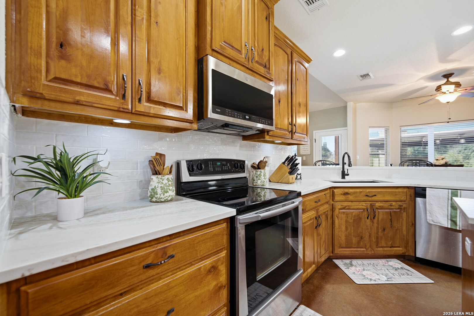 1413 Country Hills Drive La Vernia TX 78121