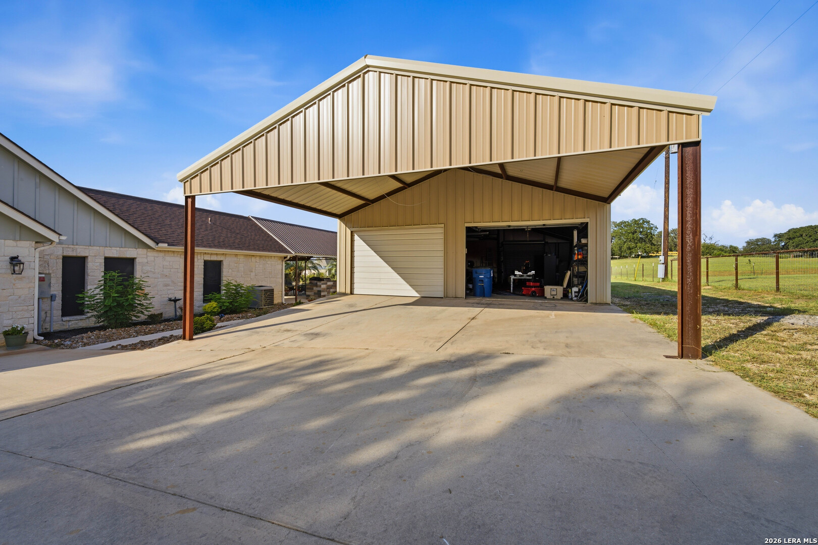 1413 Country Hills Drive La Vernia TX 78121