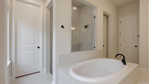 173 Mountain Oak Castroville TX 78009