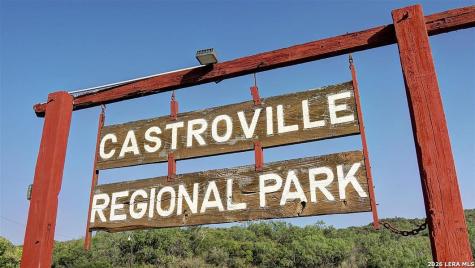 173 Mountain Oak Castroville TX 78009