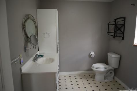 14919 Tx-16 N Medina TX 78055