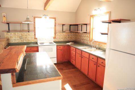 14919 Tx-16 N Medina TX 78055