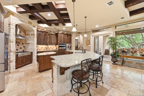 324 Heavens Way San Antonio TX 78260
