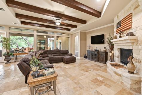 324 Heavens Way San Antonio TX 78260