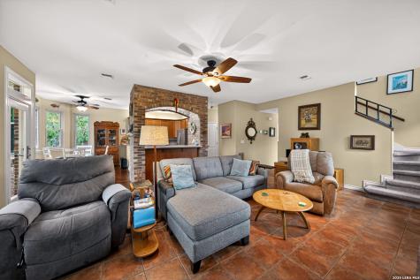 8819 London Heights San Antonio TX 78254
