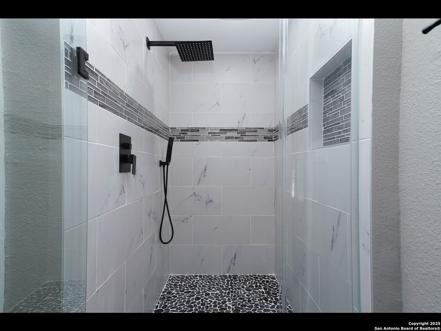 8619 Oak Ledge San Antonio TX 78217