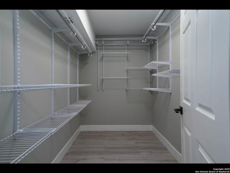 8619 Oak Ledge San Antonio TX 78217
