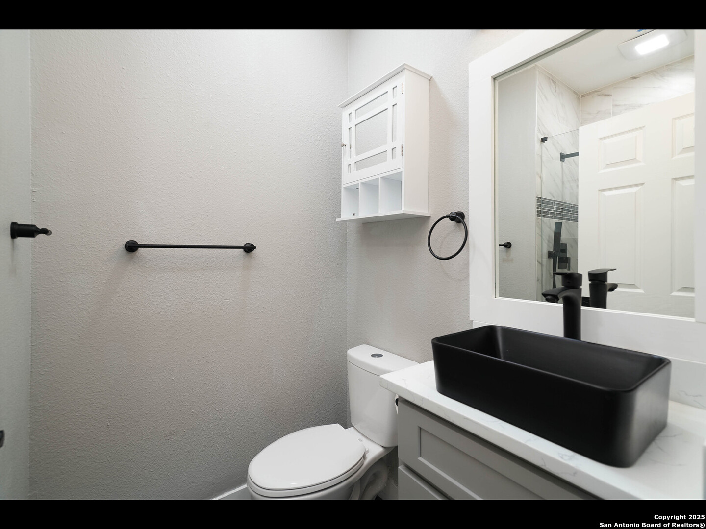 8619 Oak Ledge San Antonio TX 78217
