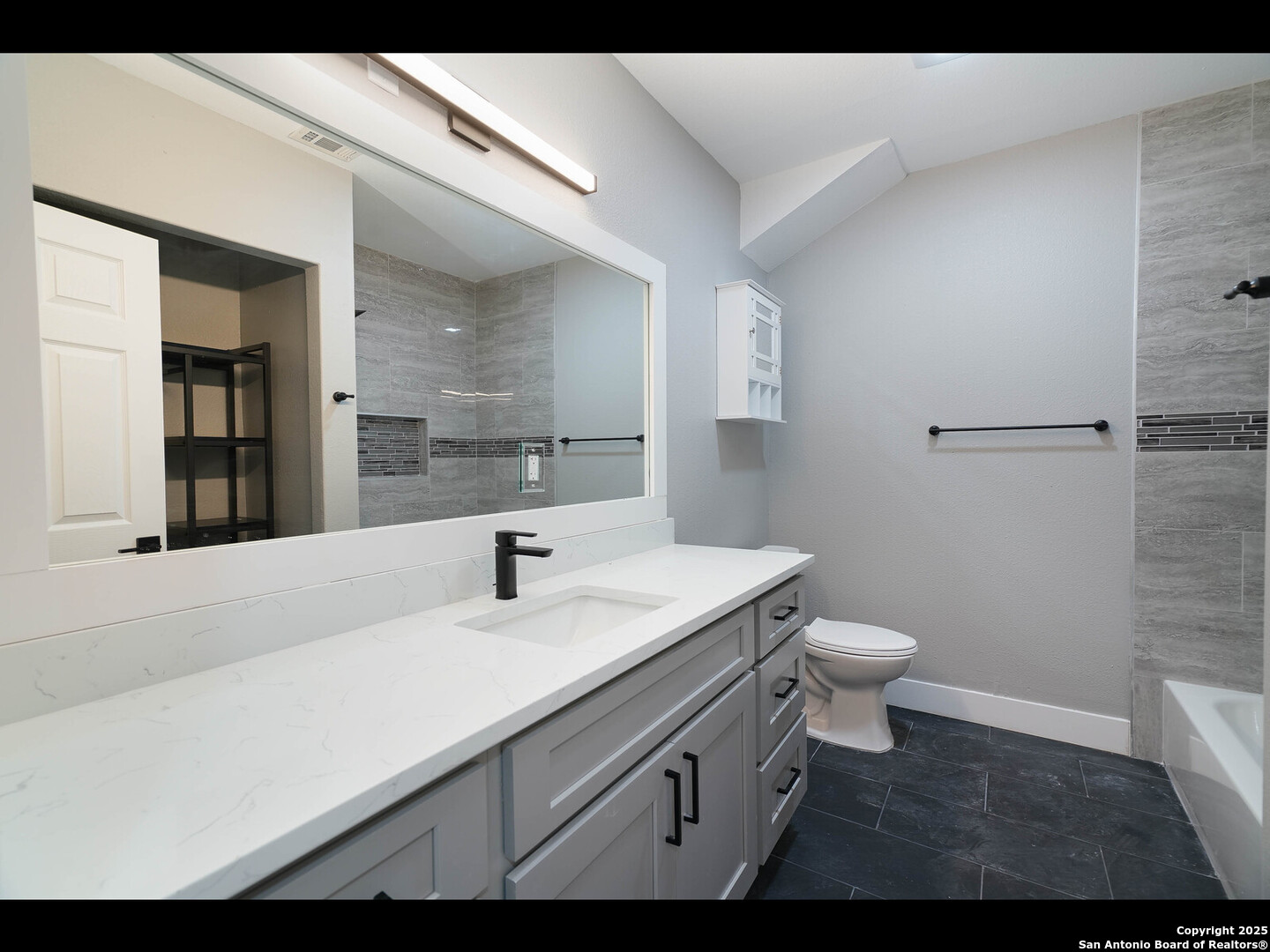 8619 Oak Ledge San Antonio TX 78217